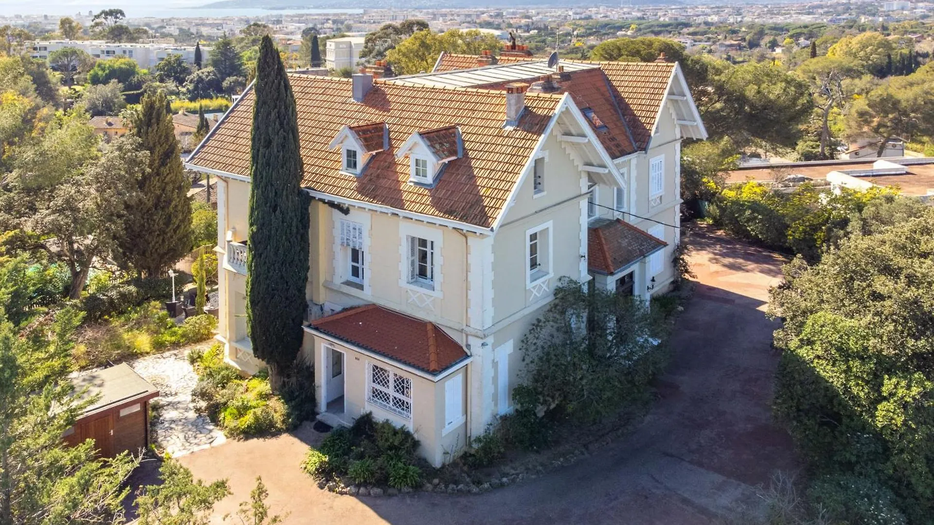 Villa Saint-Raphael